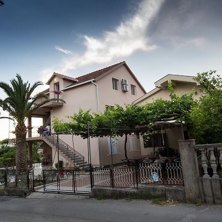 Apartments Pavicevic Tivat Oda fotoğraf