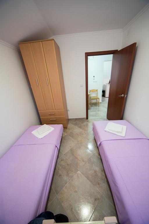 Apartments Pavicevic Tivat Oda fotoğraf