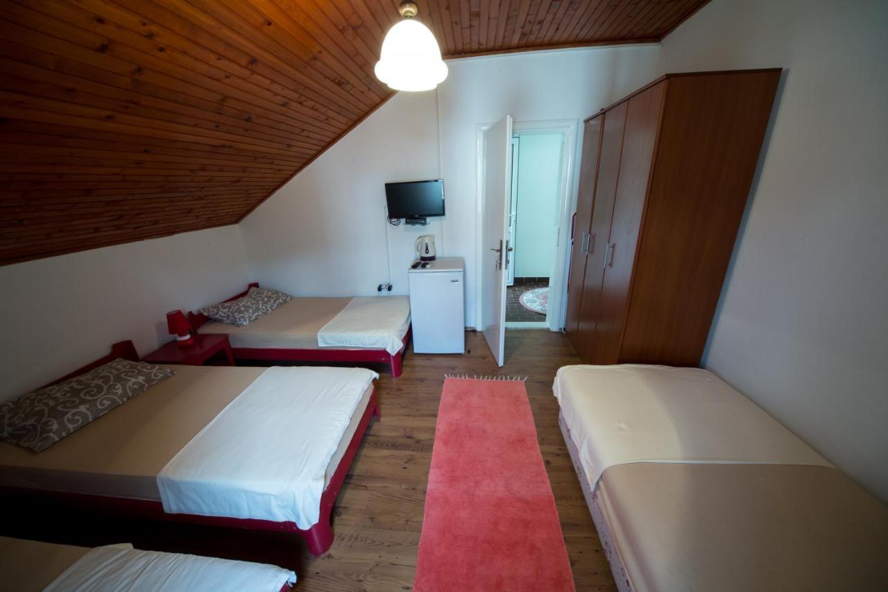 Apartments Pavicevic Tivat Oda fotoğraf