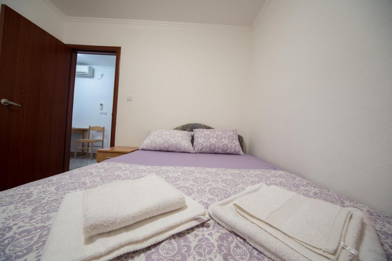 Apartments Pavicevic Tivat Oda fotoğraf