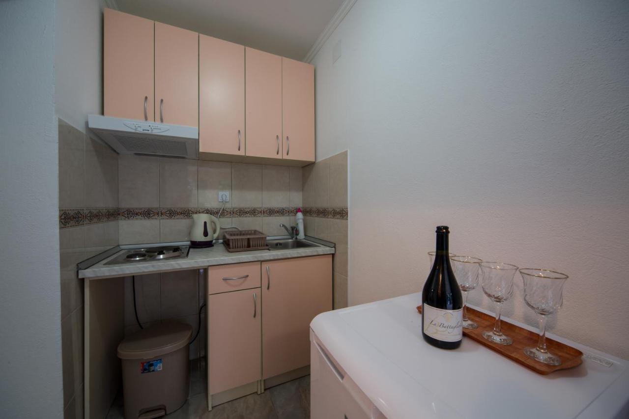 Apartments Pavicevic Tivat Oda fotoğraf
